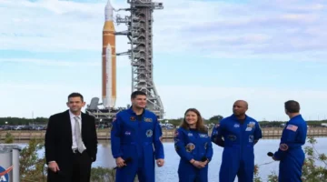 توقيت مرتقب صاروخ ناسا ينطلق لمهمة أرتميس 2 حول القمر